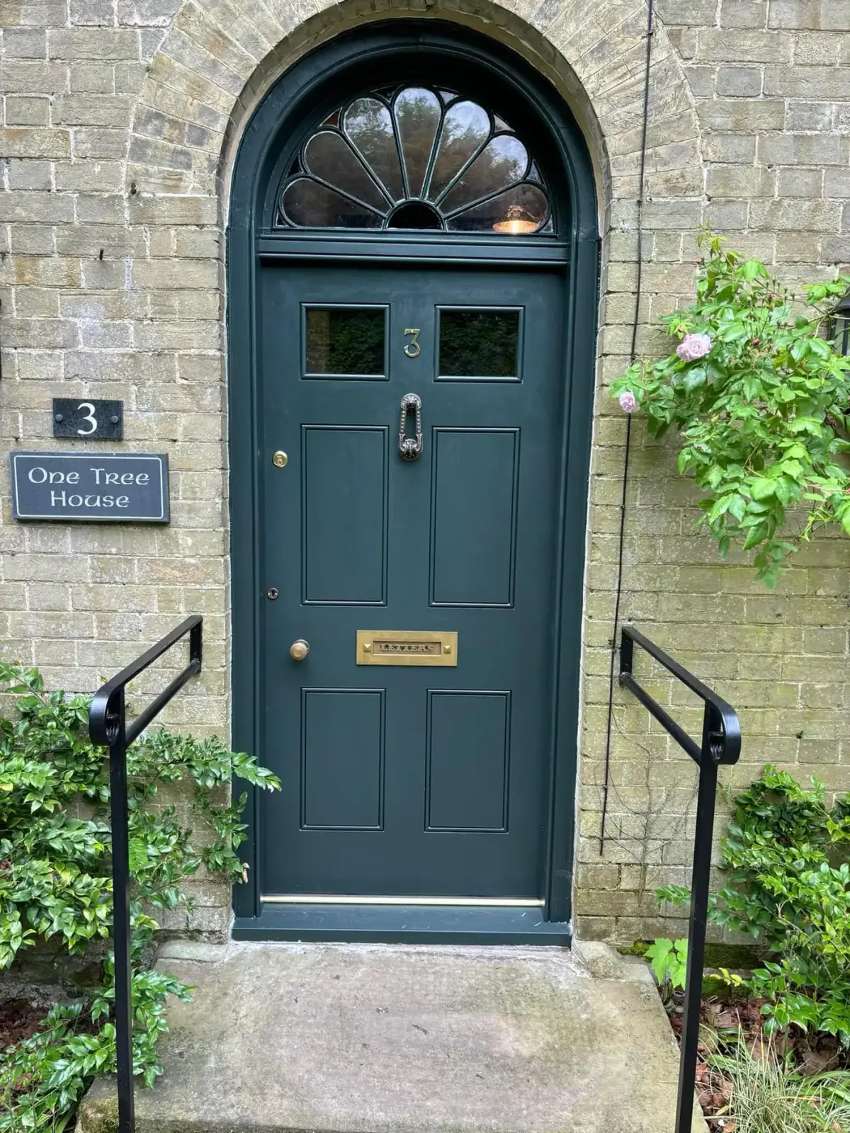 Heritage internal doors with raised panels